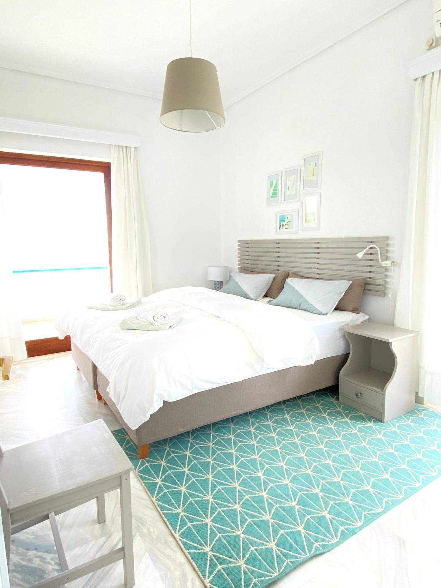 Beach House Set In A Beautiful Bay Kárisztosz Kültér fotó